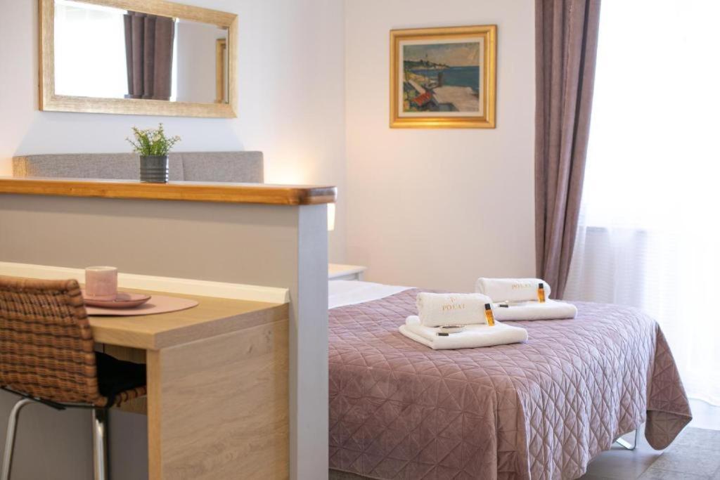 Polai Boutique Apartments With Free Parking Exteriör bild
