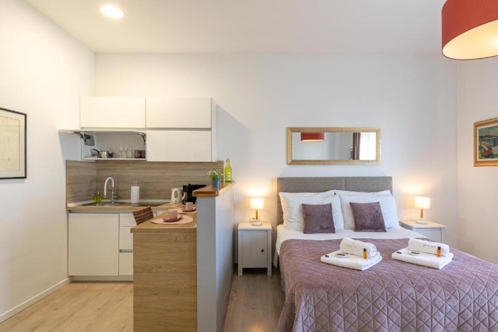 Polai Boutique Apartments With Free Parking Exteriör bild