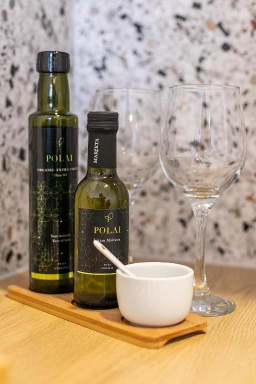 Polai Boutique Apartments With Free Parking Exteriör bild