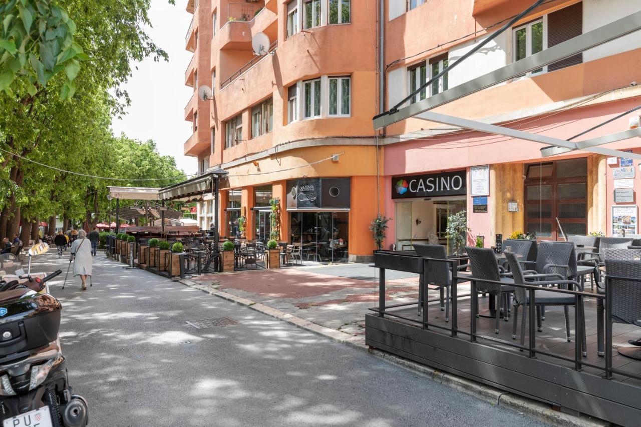 Polai Boutique Apartments With Free Parking Exteriör bild